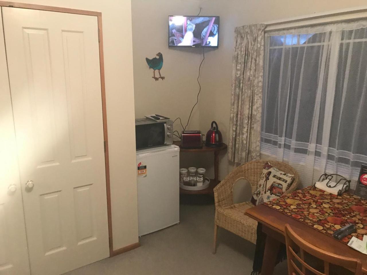 Pukeko Lodge Bnb New Plymouth Kültér fotó